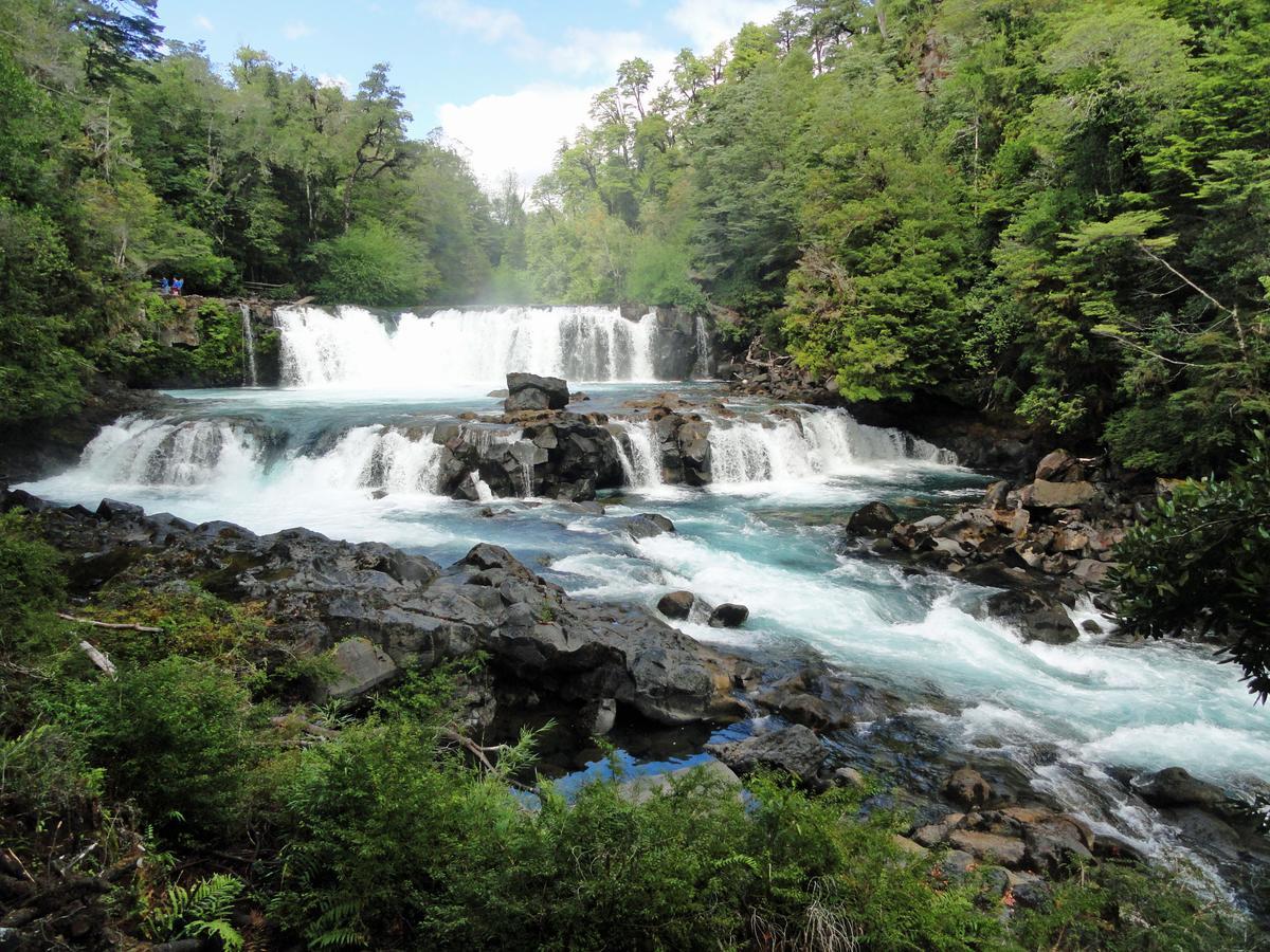 Treca Rupan Lodge Neltume Kültér fotó